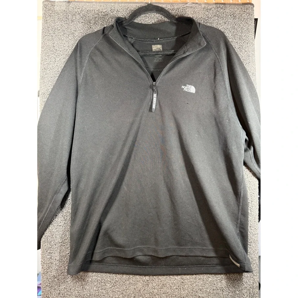 The North Face 1/4 Zip Pullover Mens Large Black VaporWick Active Long Sleeve
